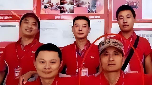 九游体育：京东001号快递员退休：死心塌地工作16年刘强东承诺的房给了吗(图8)