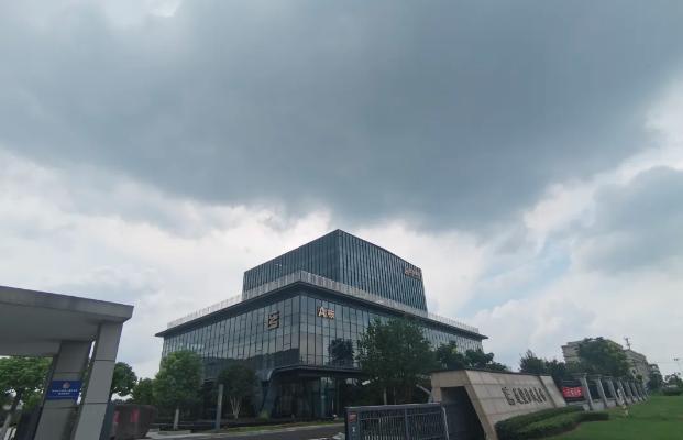 比中植更雷？80吨假黄金撬动3000亿1人亏光200亿98家企业凉凉(图32)