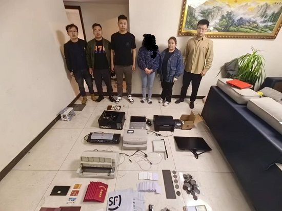 九游体育网站：市旗两级联动链条打击伪造印章、证件违法犯罪(图2)