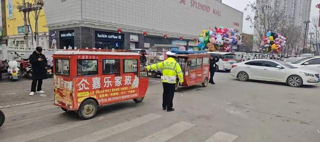 洛宁公安“三个不放松”持续加强节后交通管理！(图3)