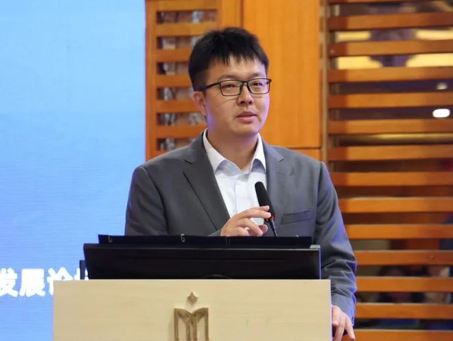 九游体育：第三届大连仲裁周系列活动之数智驱动·法仲护航——数据要素与人工智能赋能实体经济高质量发展论坛成功举办(图3)