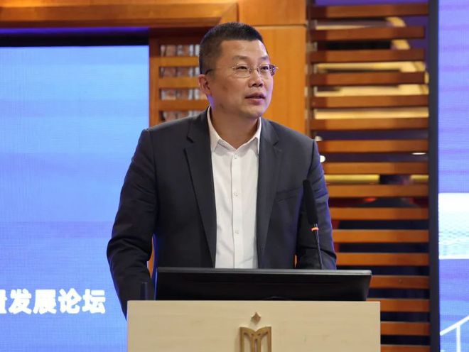 九游体育：第三届大连仲裁周系列活动之数智驱动·法仲护航——数据要素与人工智能赋能实体经济高质量发展论坛成功举办(图14)