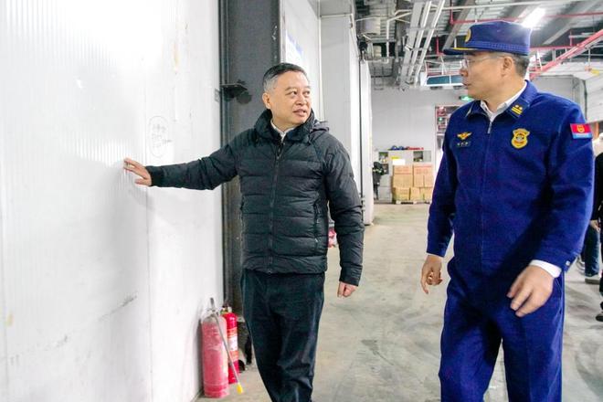 九游体育：区委书记李晨昊以“四不两直”方式检查安全生产工作