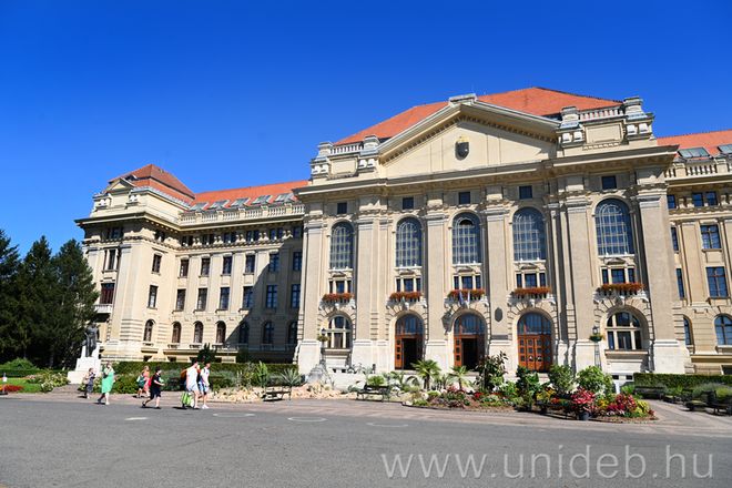 别死磕英美了！匈牙利医学本硕连读学费亲民+英语授课不香吗！(图1)